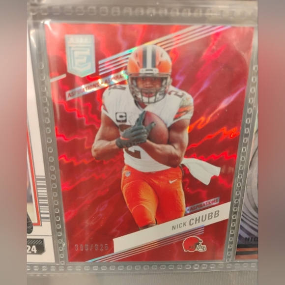 Nick Chubb Card Collection - Picture 9 of 15